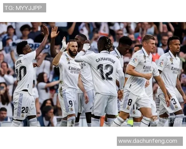 皇马客场逆转比利亚雷亚尔，本泽马上演帽子戏法！